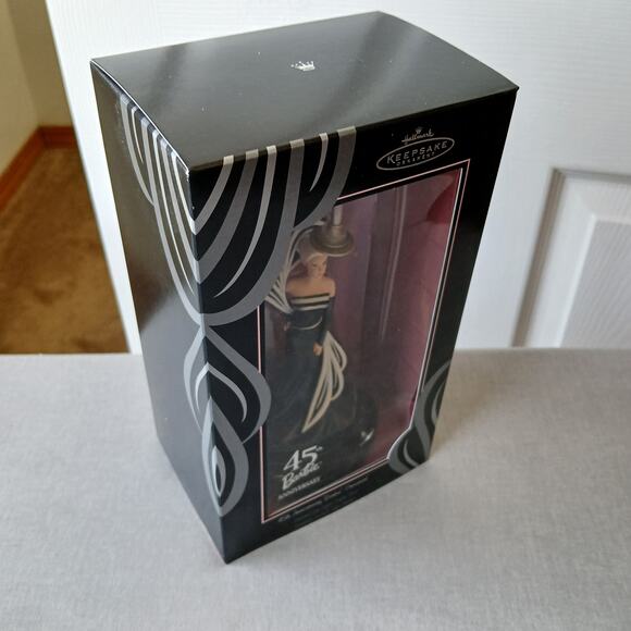 2004 Hallmark Keepsake Ornament Barbie 45th Anniversary +light display stand NIB - Picture 6 of 10